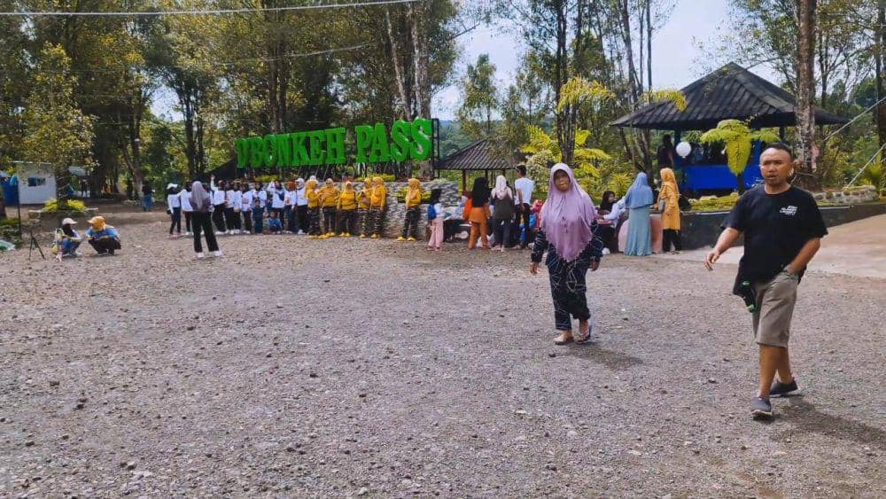 D'BONKEH PASS: Hidden Natural Gem at Cilacap's Western Edge